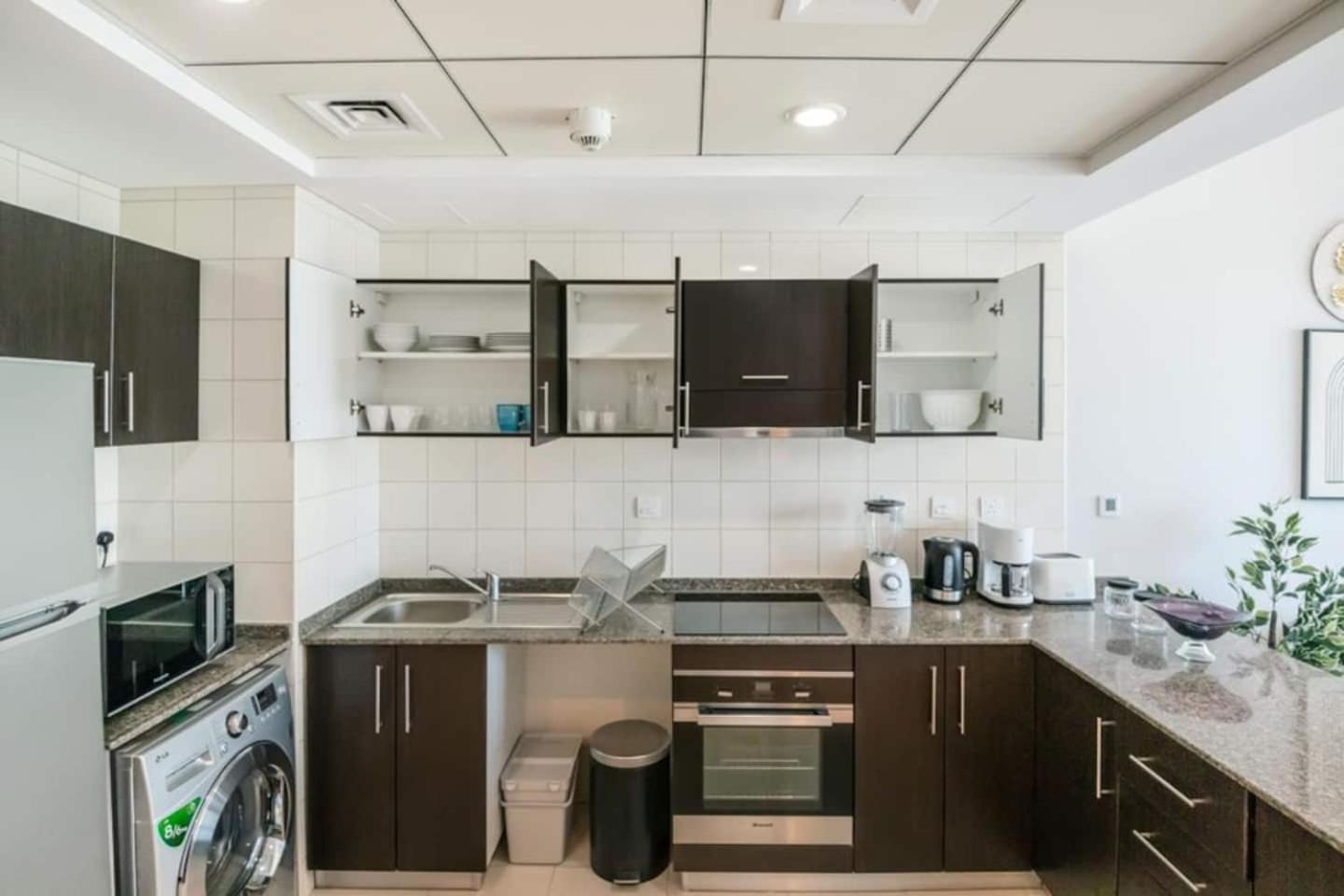 Luxurious 1 Bedroom Apartment In The Dubai Marina! Eksteriør bilde