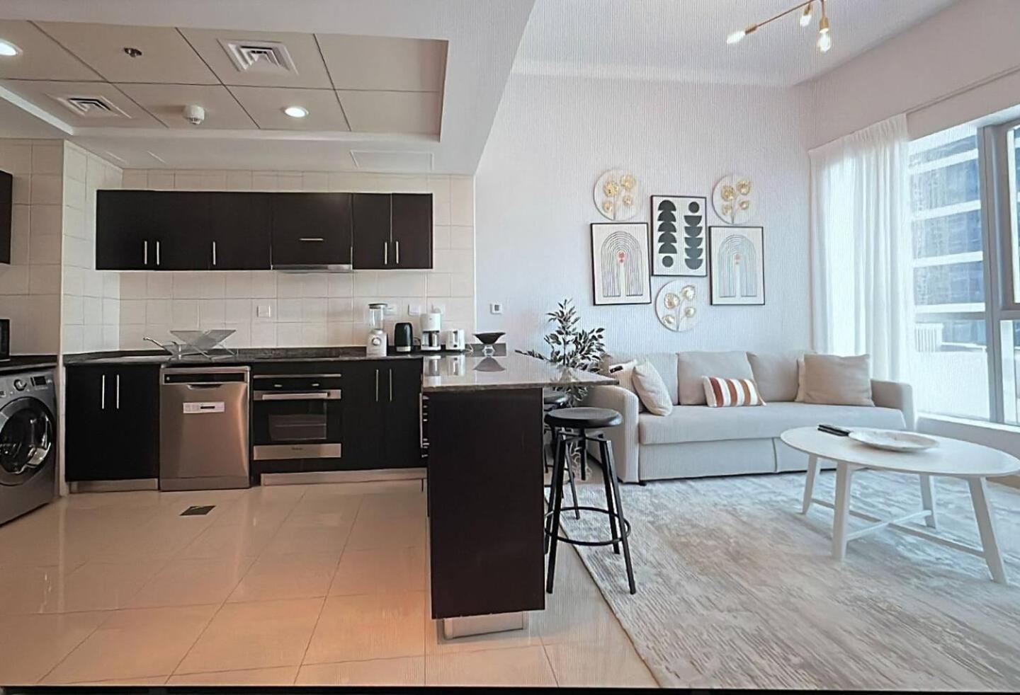 Luxurious 1 Bedroom Apartment In The Dubai Marina! Eksteriør bilde