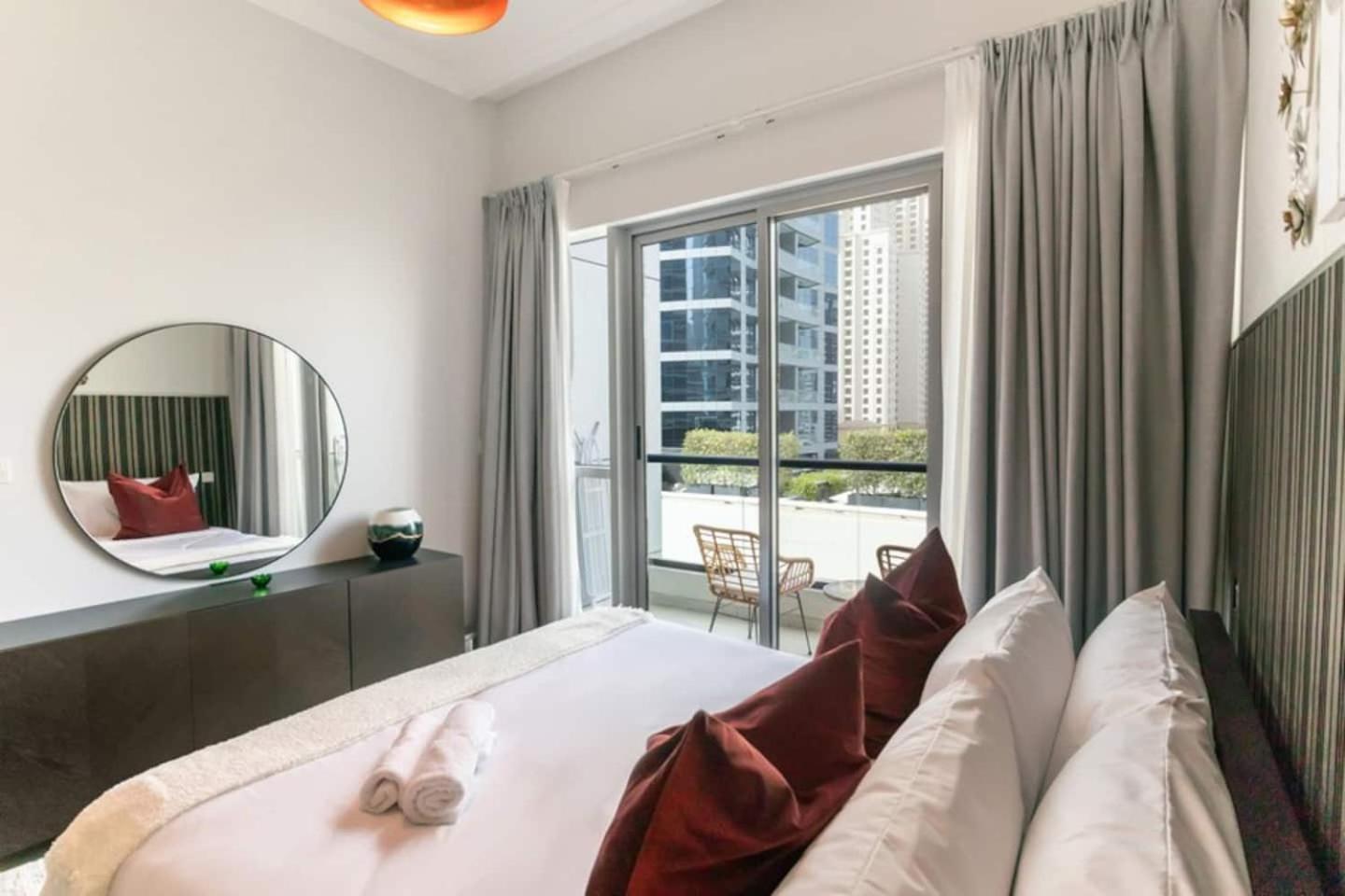 Luxurious 1 Bedroom Apartment In The Dubai Marina! Eksteriør bilde