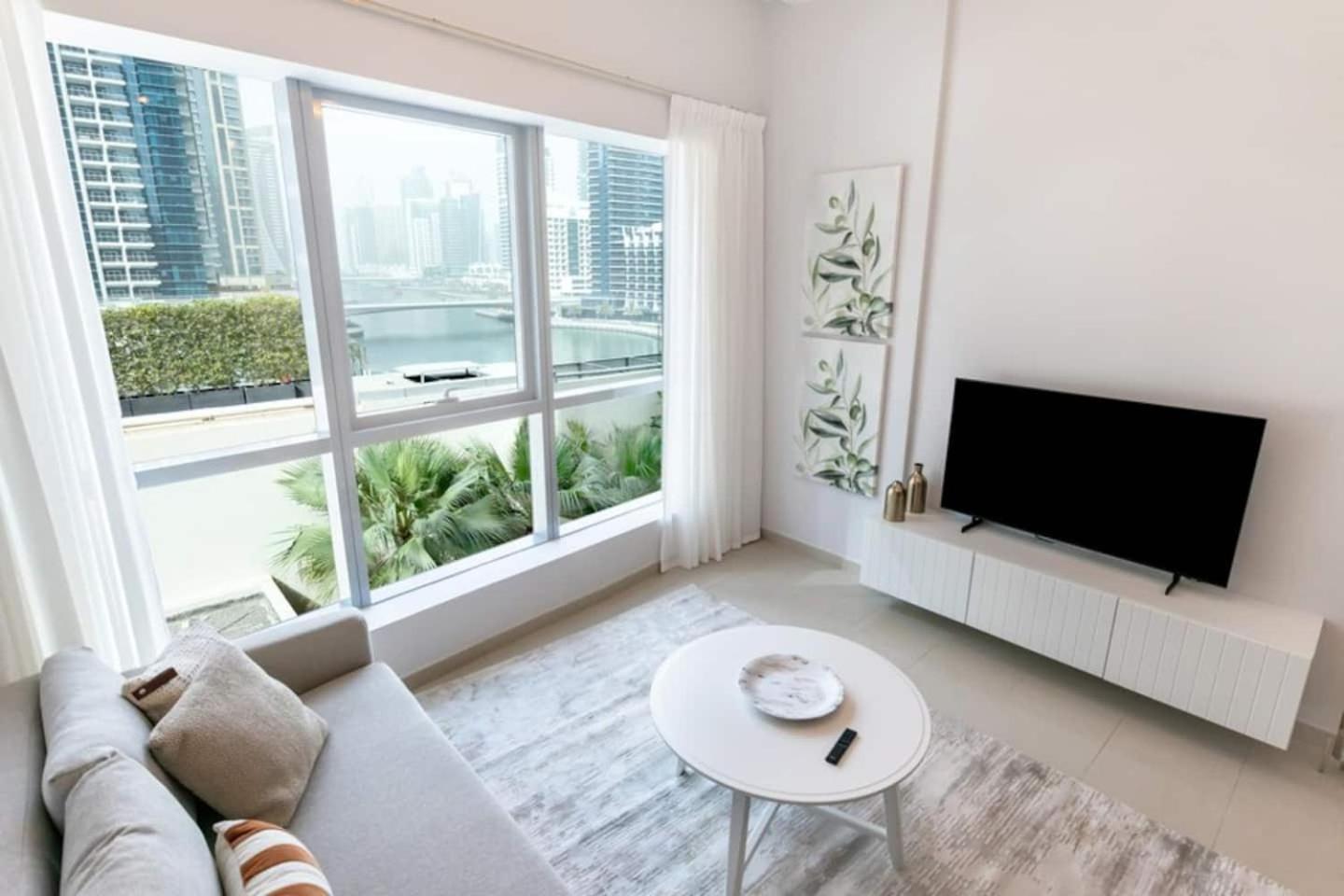 Luxurious 1 Bedroom Apartment In The Dubai Marina! Eksteriør bilde